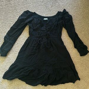 Black long sleeve dress